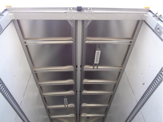 MITSUBISHI FUSOU FIGHTER 2023 Image 31