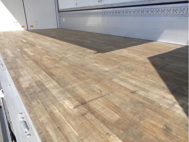 MITSUBISHI FUSOU FIGHTER 2023 Image 31