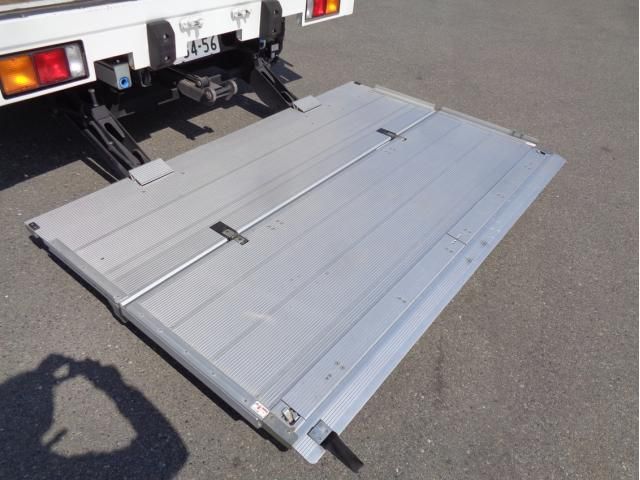 MITSUBISHI FUSOU FIGHTER 2023 Image 31