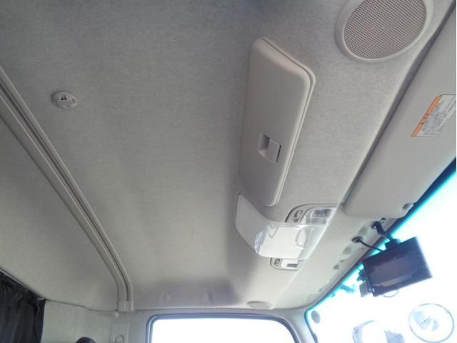 MITSUBISHI FUSOU FIGHTER 2024 Image 31