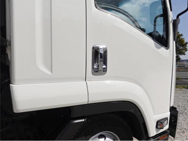 ISUZU FORWARD 2017 Image 31