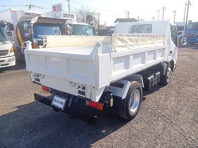 HINO DUTRO 2011 Image 31