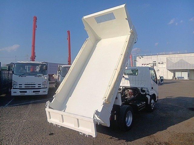 HINO DUTRO 2011 Image 31