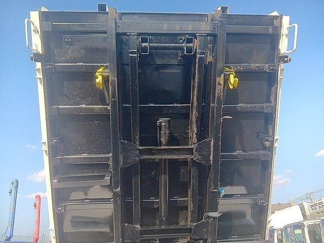 HINO DUTRO 2011 Image 31