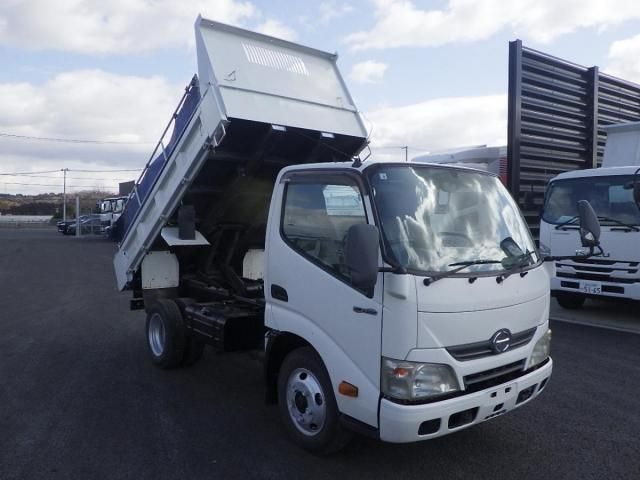 HINO DUTRO 2012 Image 31