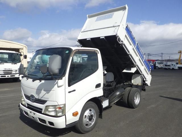 HINO DUTRO 2012 Image 31