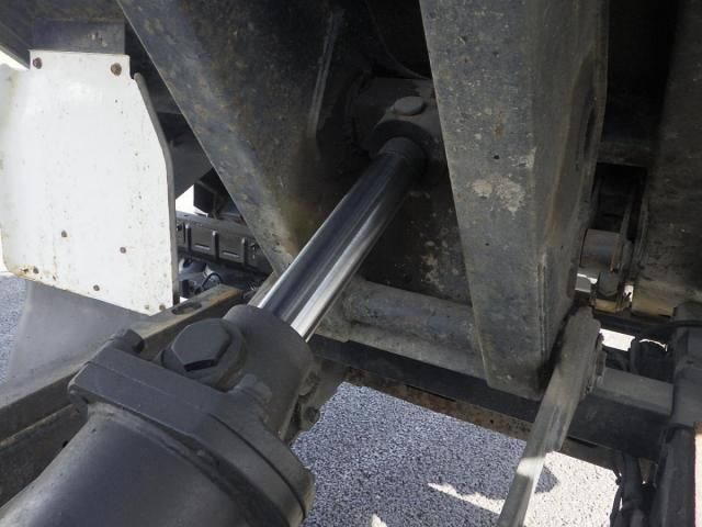 HINO DUTRO 2012 Image 31