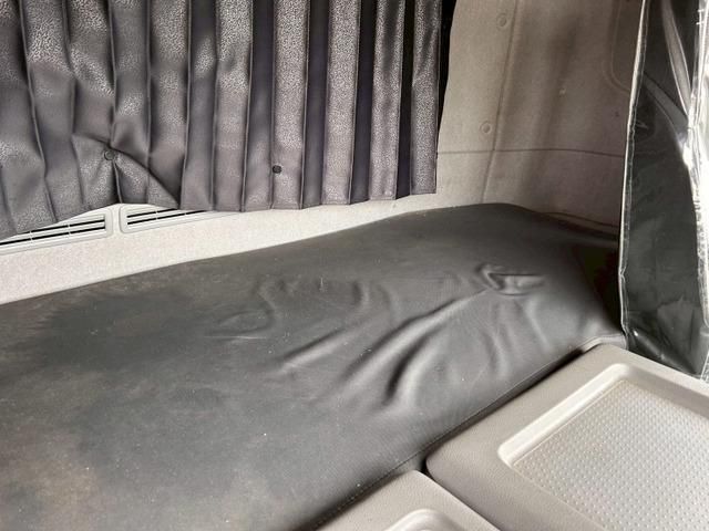 NISSAN DIESEL QUON 2020 Image 31