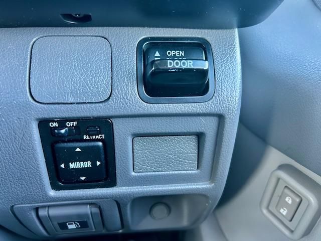 HINO LIESSE 2016 Image 31