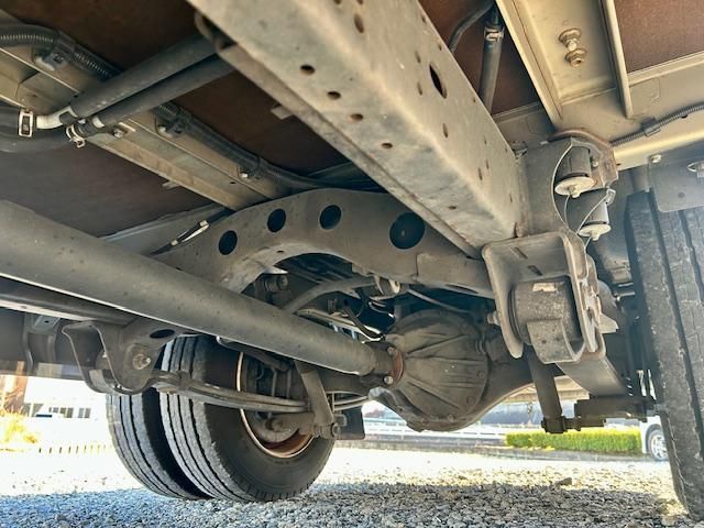 HINO LIESSE 2016 Image 31