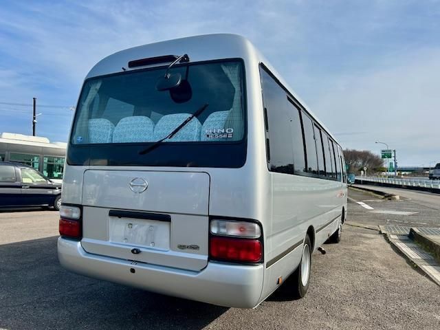 HINO LIESSE 2016 Image 31