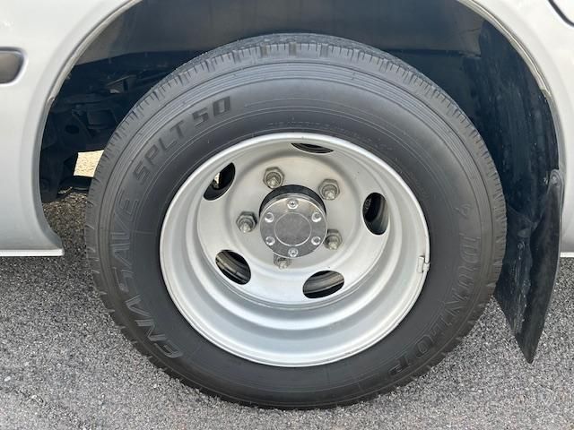 HINO LIESSE 2016 Image 31