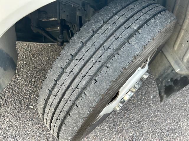 HINO LIESSE 2016 Image 31