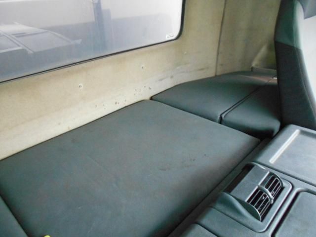 MITSUBISHI FUSOU SUPER GREAT 2014 Image 31