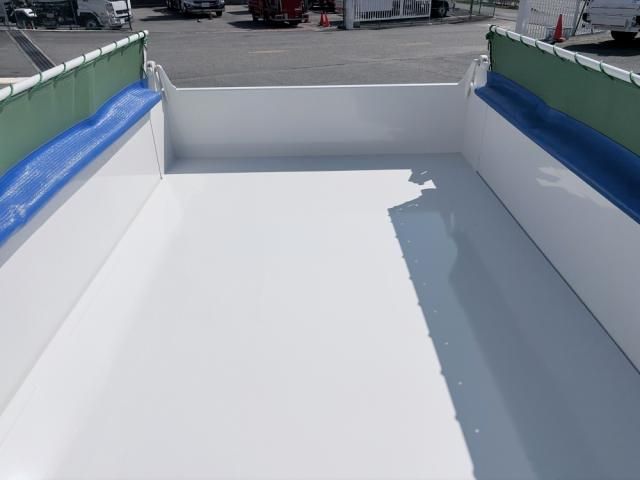 ISUZU ELF 2026 Image 31