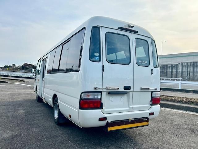 HINO LIESSE 2016 Image 31