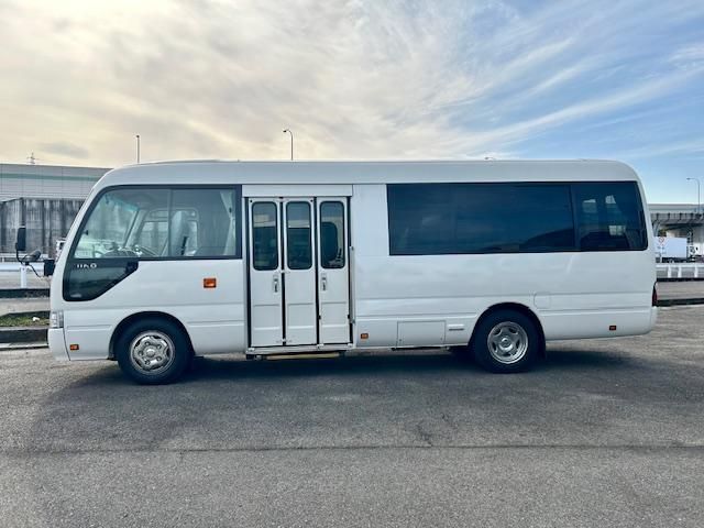 HINO LIESSE 2016 Image 31