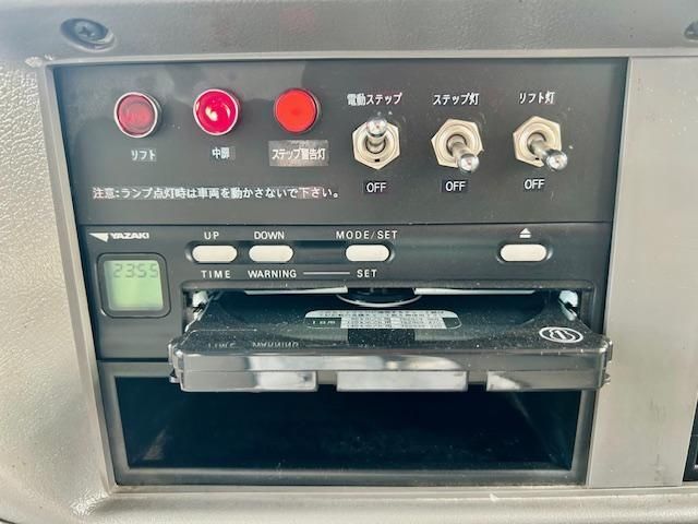 HINO LIESSE 2016 Image 31