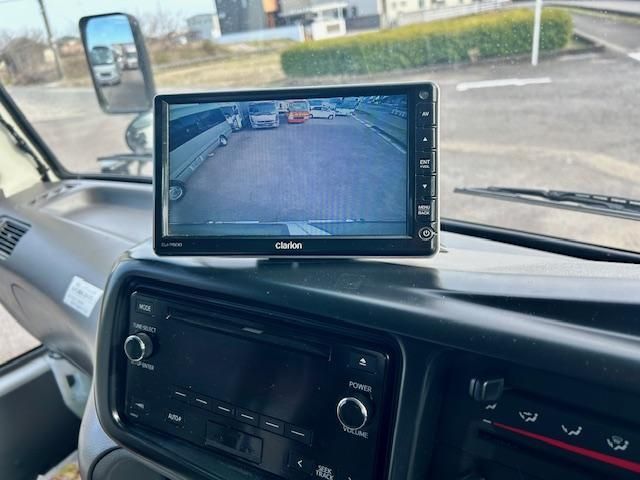 HINO LIESSE 2016 Image 31