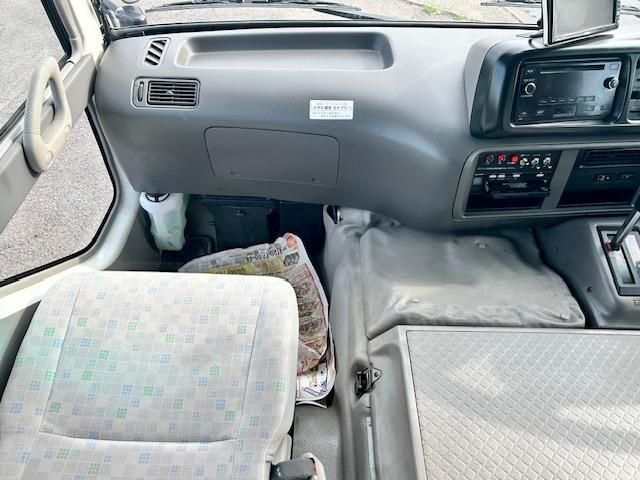 HINO LIESSE 2016 Image 31