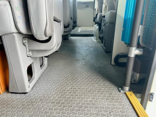 HINO LIESSE 2016 Image 31