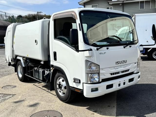 ISUZU ELF 2015 Image 31