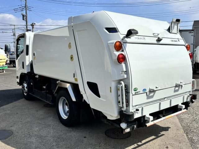 ISUZU ELF 2015 Image 31