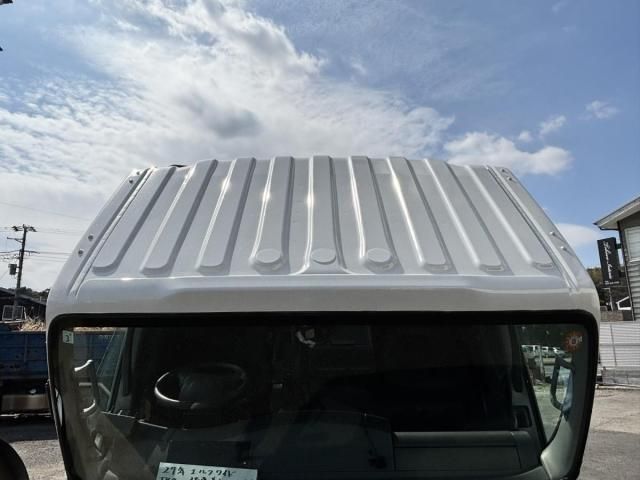 ISUZU ELF 2015 Image 31