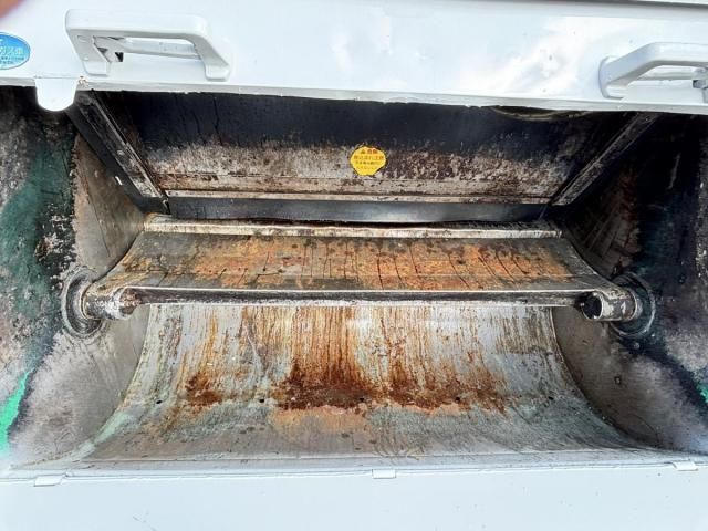 ISUZU ELF 2015 Image 31