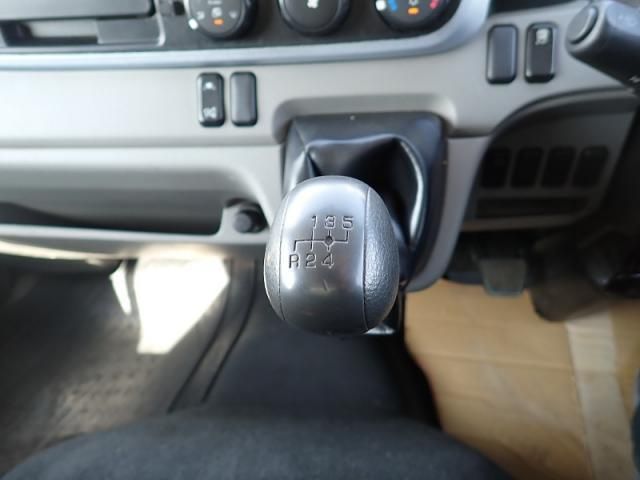 MITSUBISHI CANTER 2019 Image 31