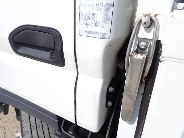 MITSUBISHI CANTER 2019 Image 31