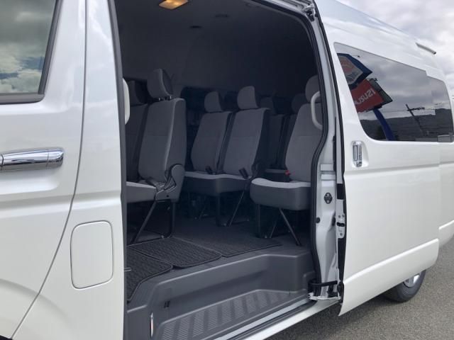 TOYOTA HIACE 2026 Image 31