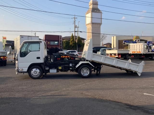 ISUZU ELF 2018 Image 31