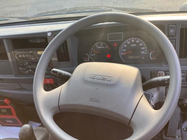 ISUZU ELF 2018 Image 31