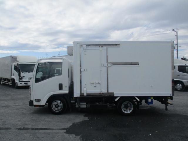 ISUZU ELF 2013 Image 31