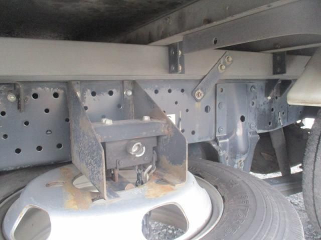 ISUZU ELF 2013 Image 31