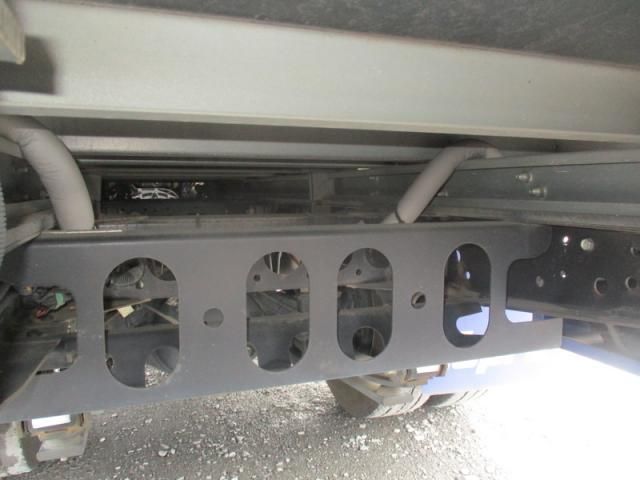 ISUZU ELF 2013 Image 31