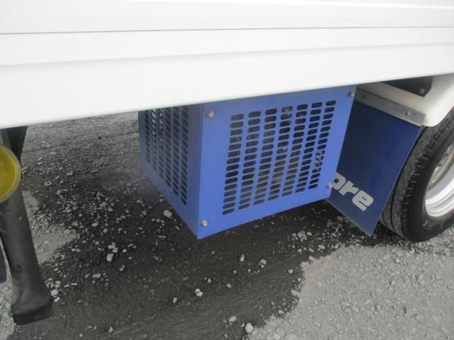 ISUZU ELF 2013 Image 31