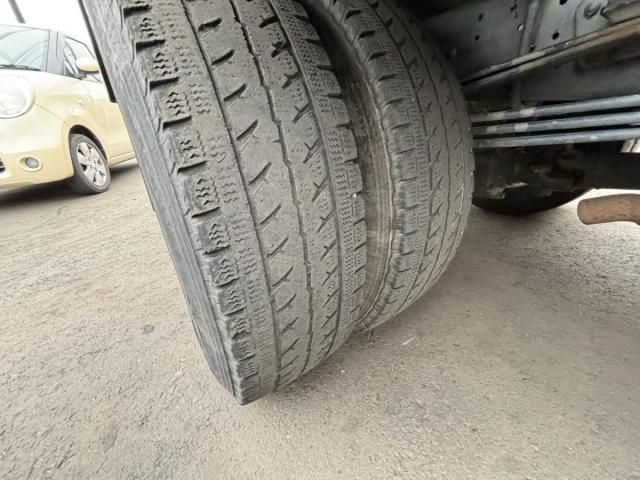 HINO DUTRO 2014 Image 31