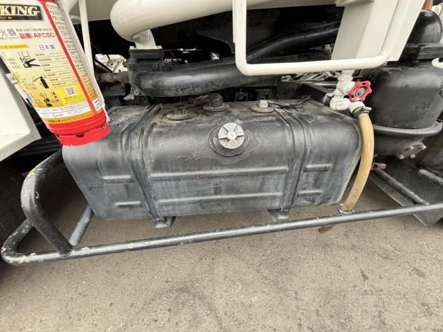 HINO DUTRO 2014 Image 31