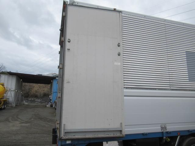 HINO PROFIA 2017 Image 31