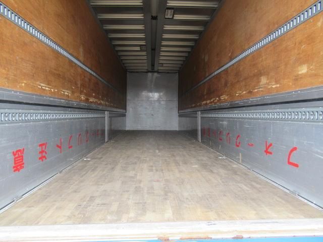 HINO PROFIA 2017 Image 31