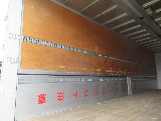 HINO PROFIA 2017 Image 31