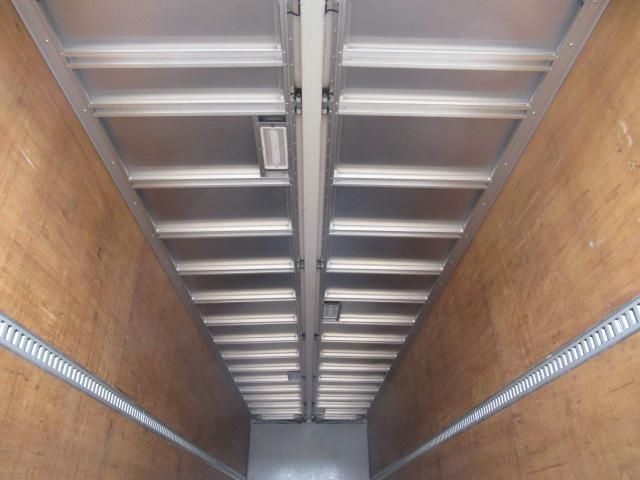 ISUZU GIGA 2017 Image 31