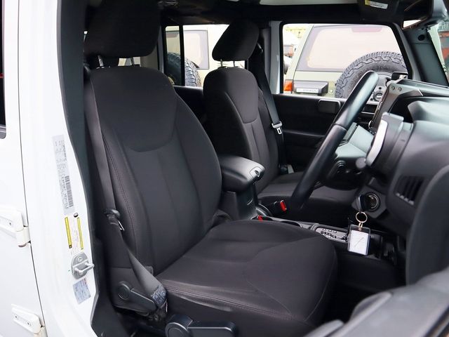 JEEP WRANGLER UNLIMI 2015 Image 31