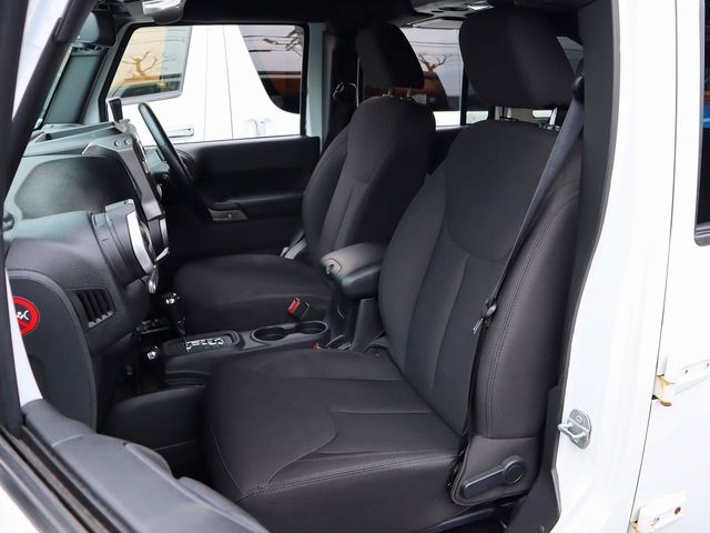 JEEP WRANGLER UNLIMI 2015 Image 31