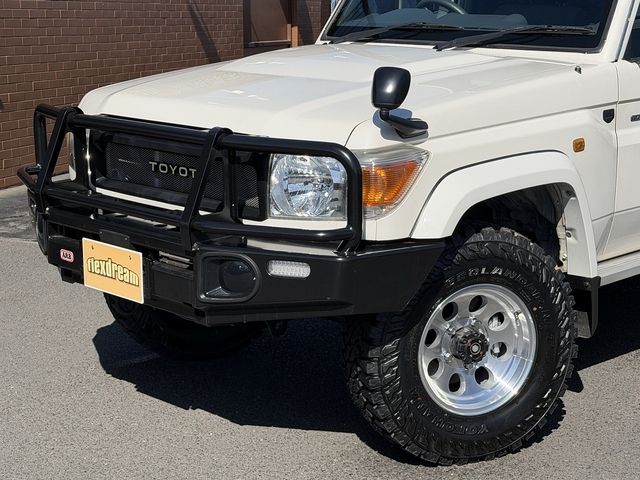 TOYOTA LANDCRUISER VAN 2015 Image 31