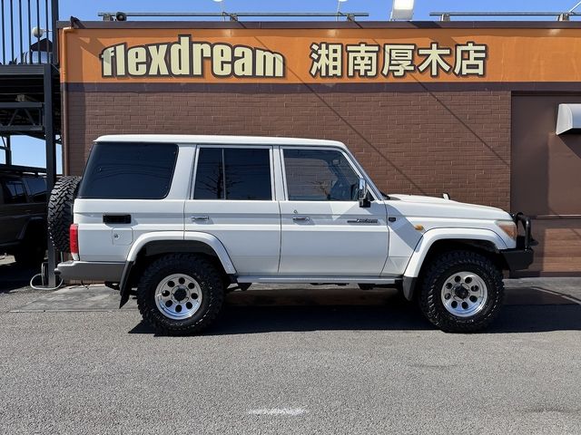 TOYOTA LANDCRUISER VAN 2015 Image 31