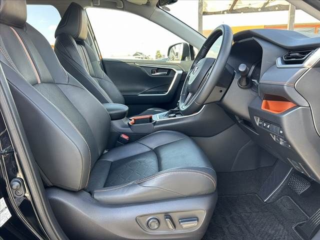 TOYOTA RAV4 HYBRID 4WD 2023 Image 31