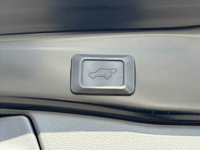 TOYOTA RAV4 HYBRID 4WD 2023 Image 31